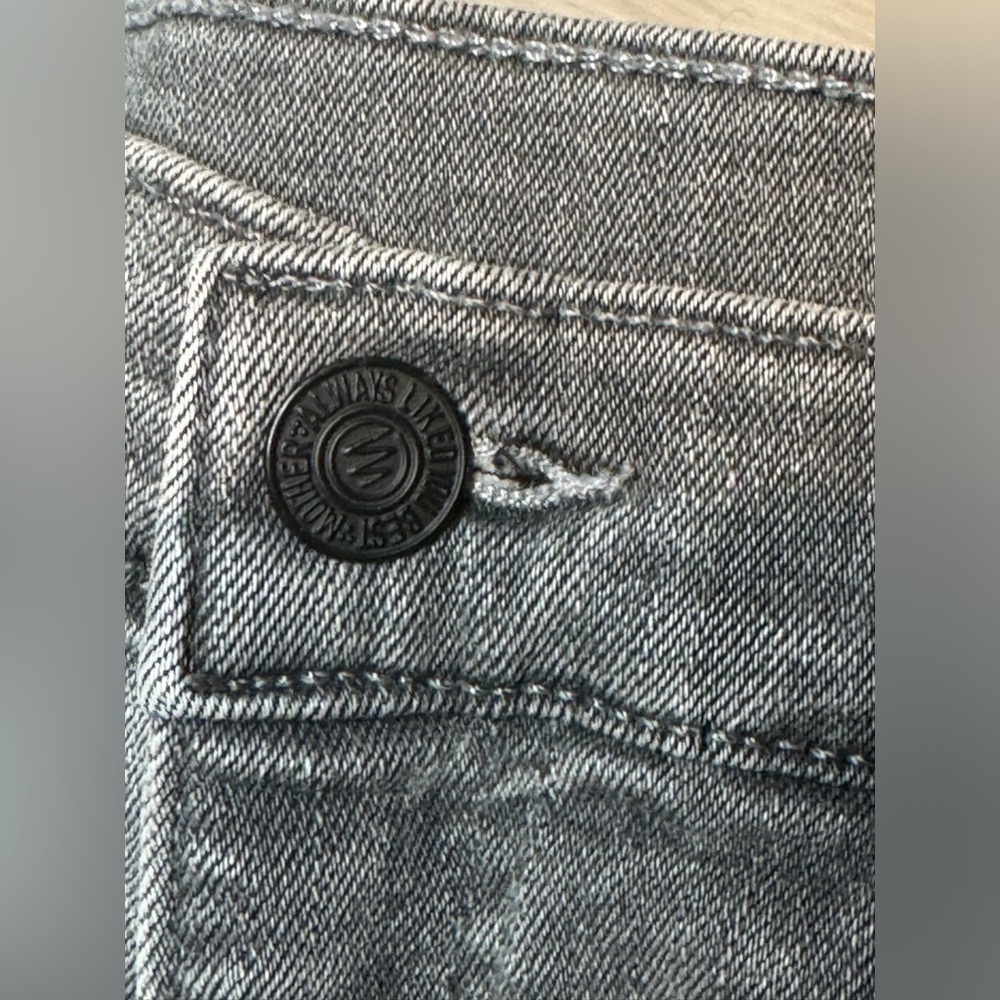Mother grey high waisted size 26 skinny jeans - Picture 3 of 10